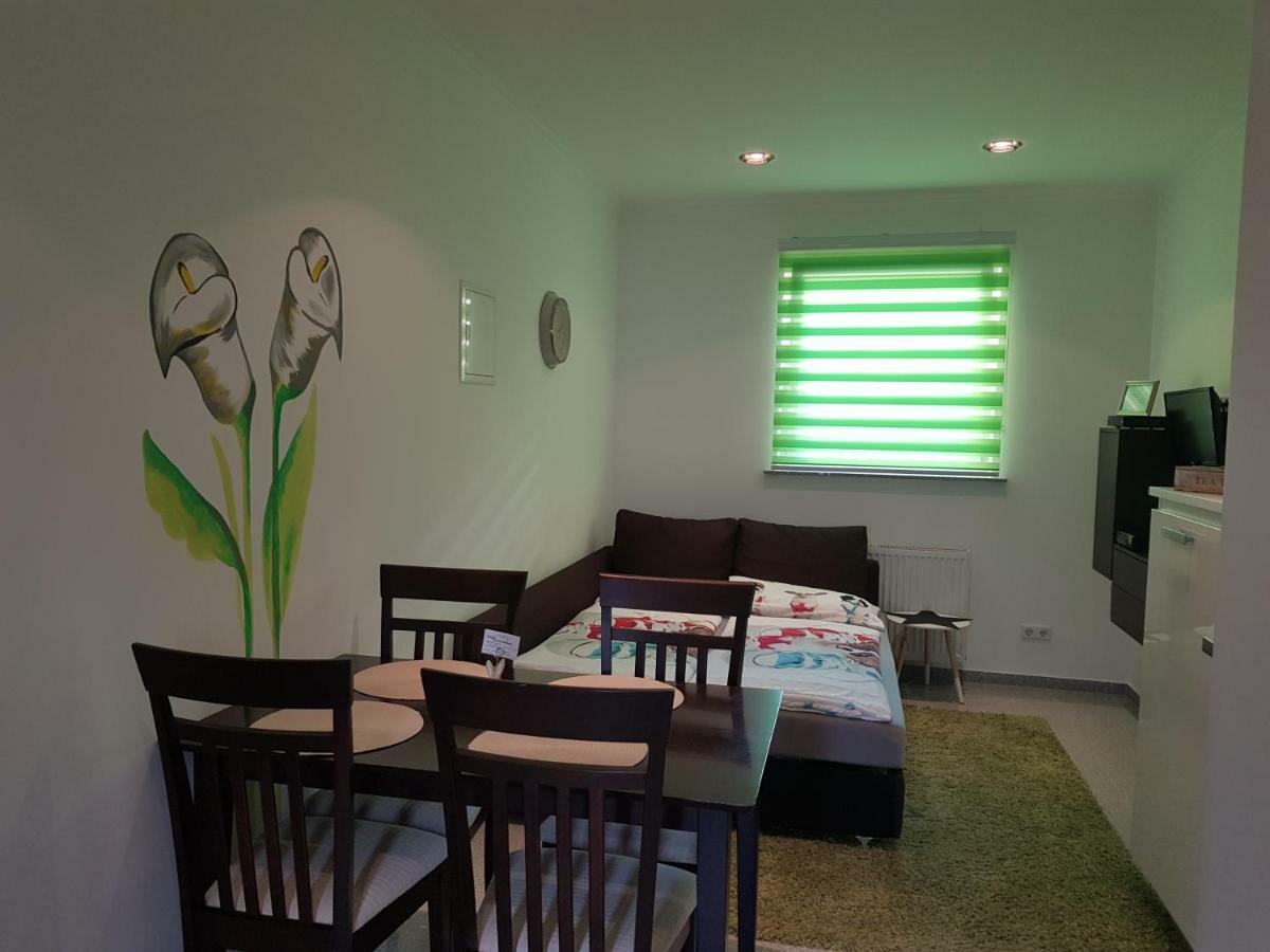 Gästeappartements Bierfässl Sinsheim Exteriör bild